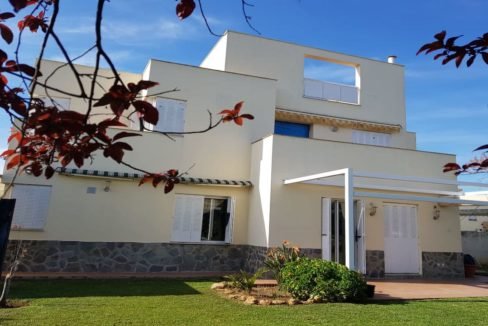 Villa for sale ALMENSILLA  SEVILLA SPAIN